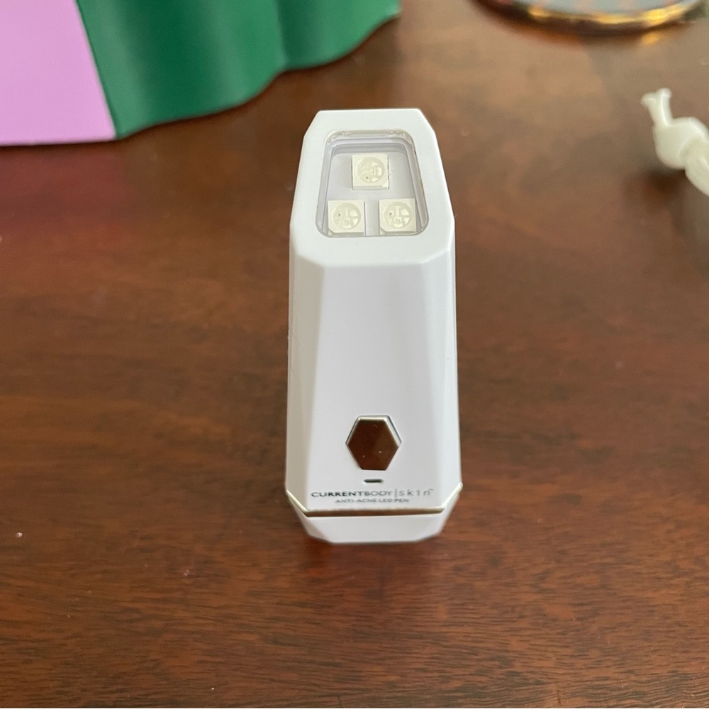 CurrentBody Skin Anti-Acne LED Pen